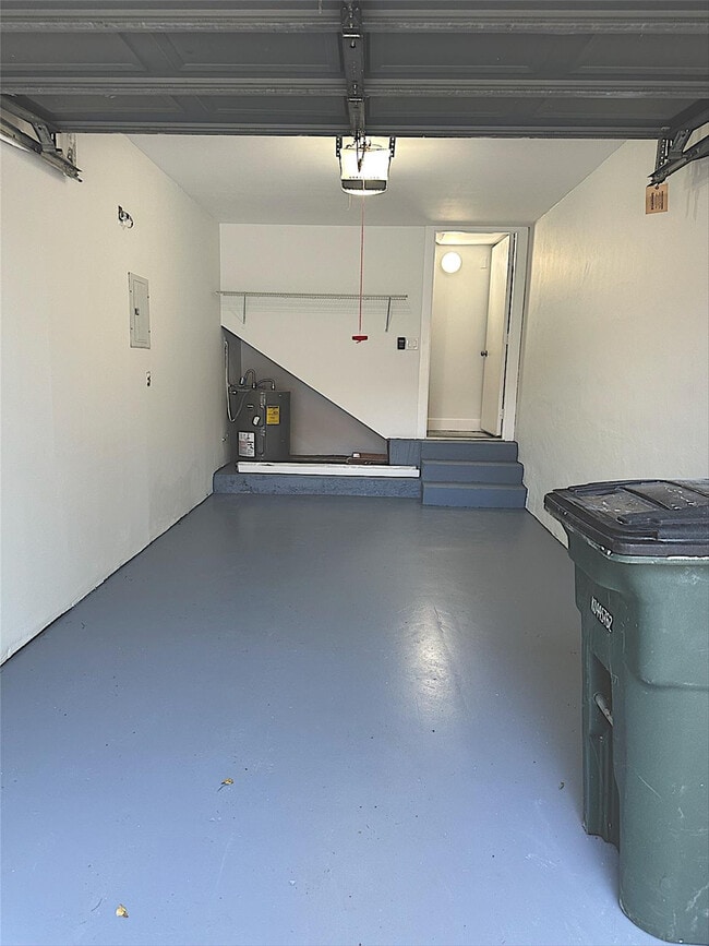 Photo - 5710 Coach House Cir Unit G