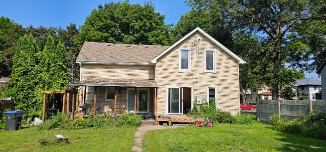 Photo - 1515 N 4th St