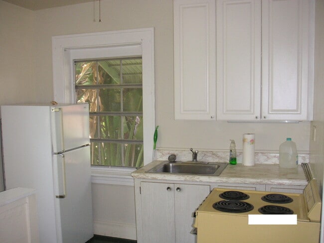 Photo - 419 Giralda Ave