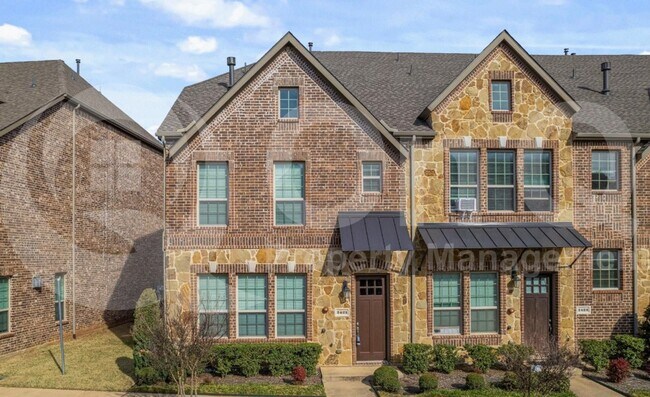Photo - 2421 Magalia Ln House