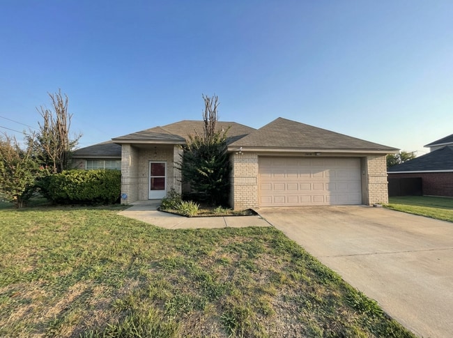 Building Photo - 2010 Shadow Ridge Rd