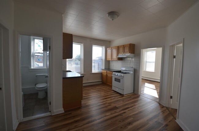 Photo - 169-171-171 Avenue F Unit 3C