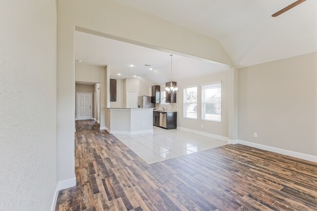 Photo - 2598 Magnolia Fair Way