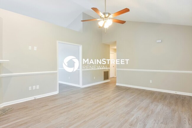 Photo - 169 S Ridge Dr House