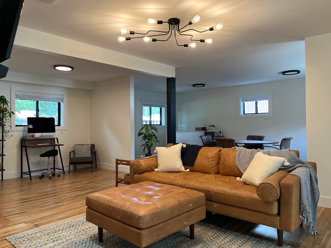 Photo - 2754 N Prospect St