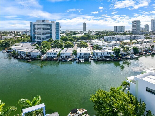 Photo - 7406 Gary Ave