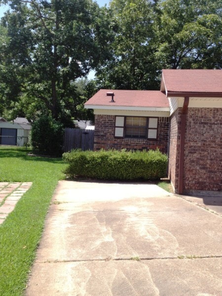 Photo - North Bossier City La 3 br 2 bath home for rent with 2-car garage