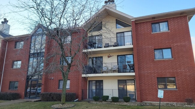 Photo - 18100 Rita Rd Unit 2D