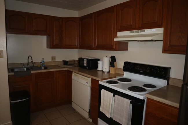 Photo - 146 Ash St Unit 146 Ash Street