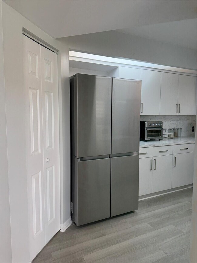 Photo - 12850 SW 4th Ct Unit 203i