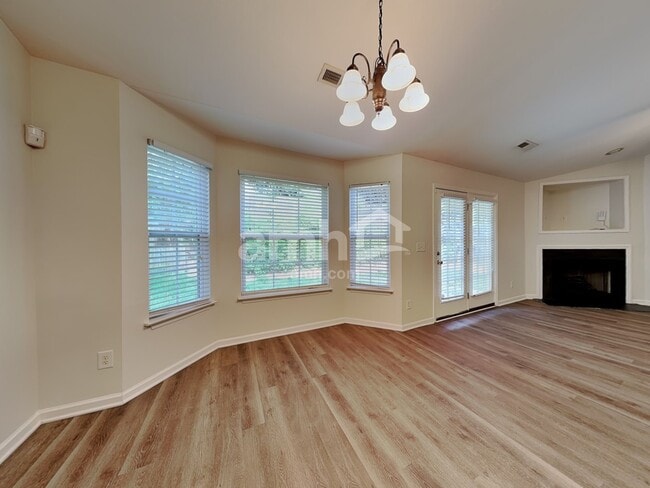 Photo - 770 Peachtree Meadows Cir