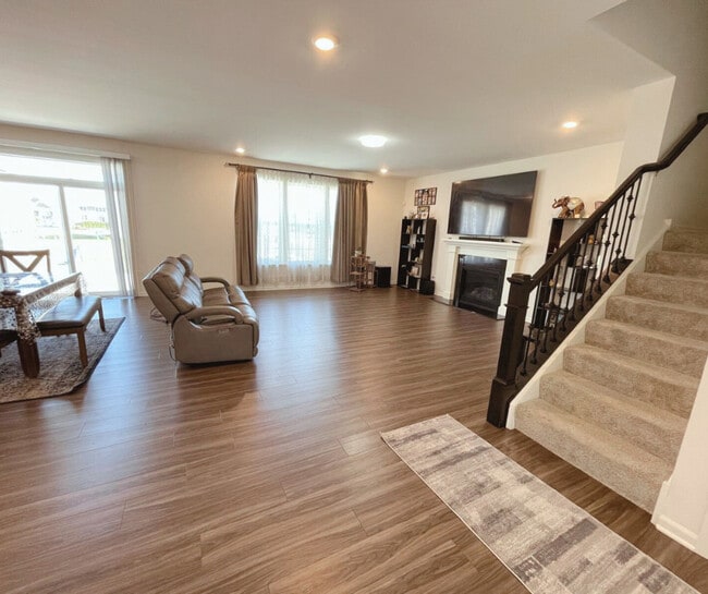 Photo - 1835 Coralito Ln