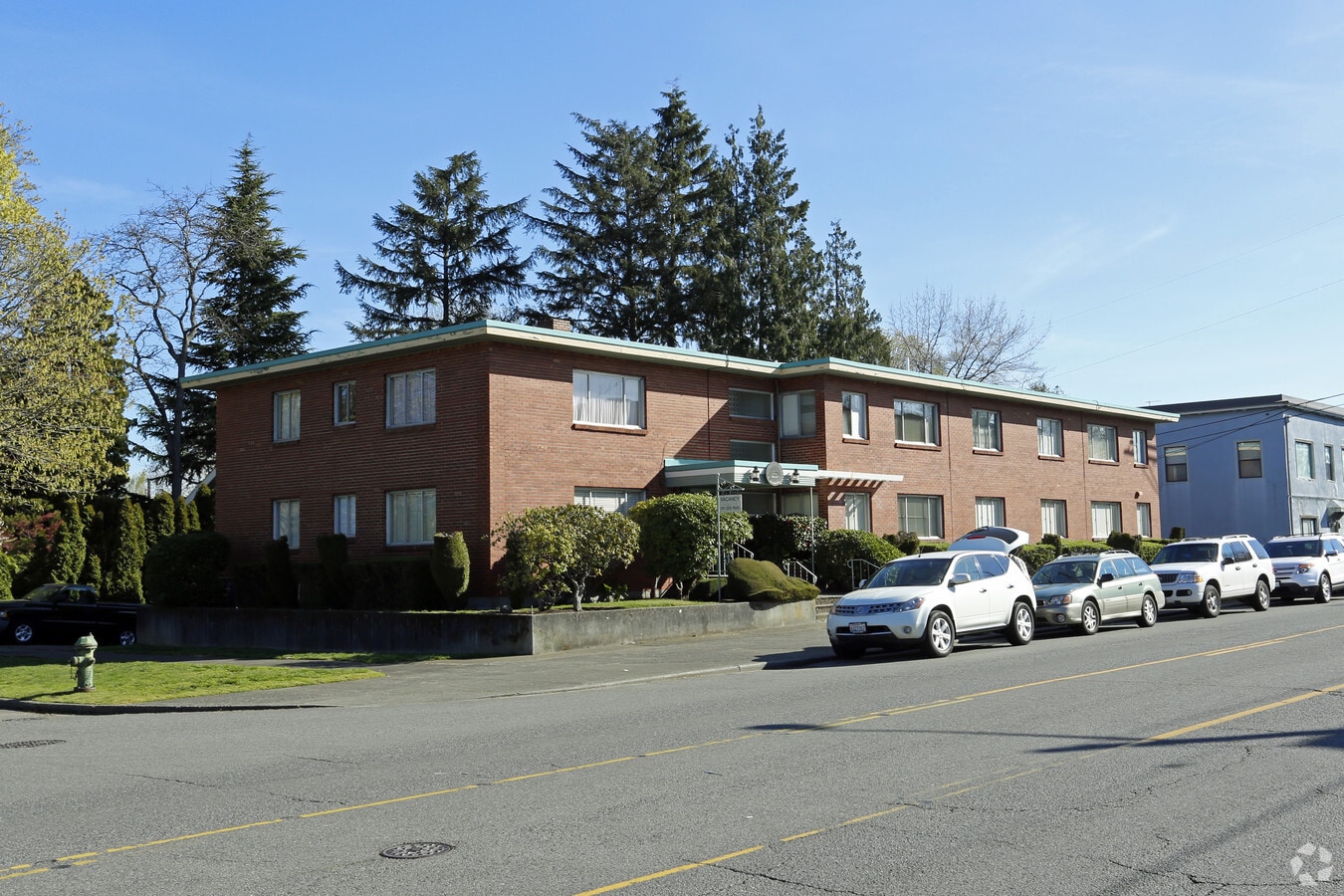 Photo - Admiral Crest Apartments