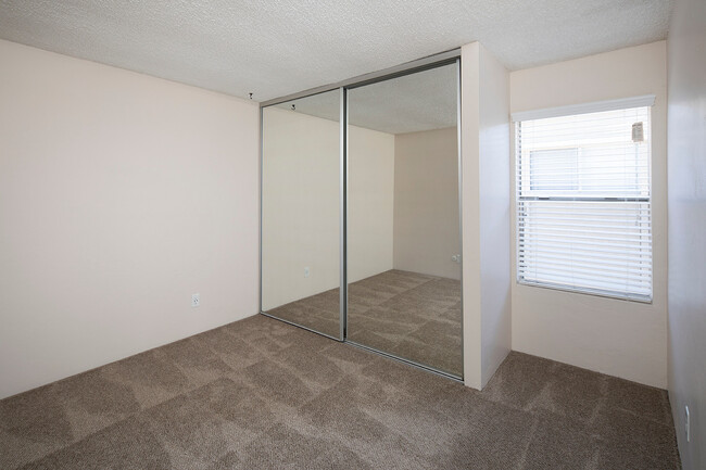 Photo - Dominguez Way Apartments