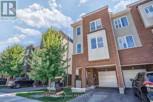 Photo - 34 Heron Park Pl