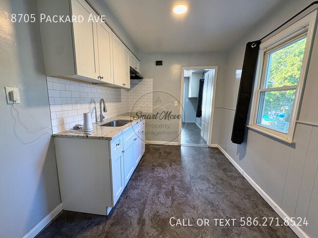 Photo - 8705 Packard Ave