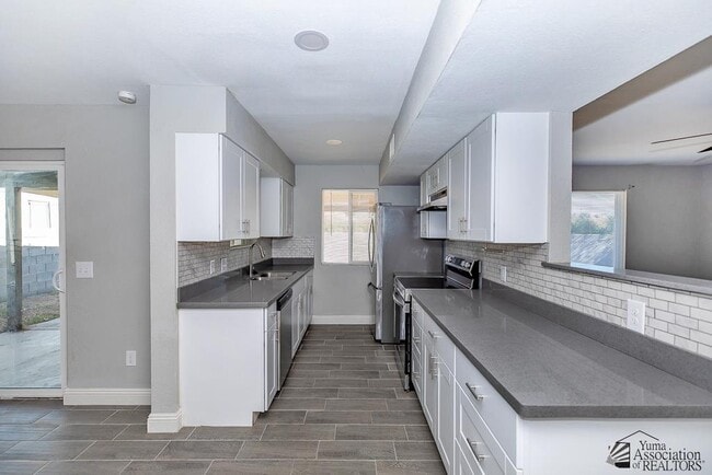 Photo - 2829 S 17th Ave