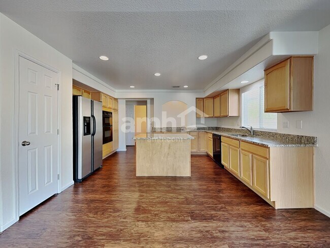18737 E 51st Pl