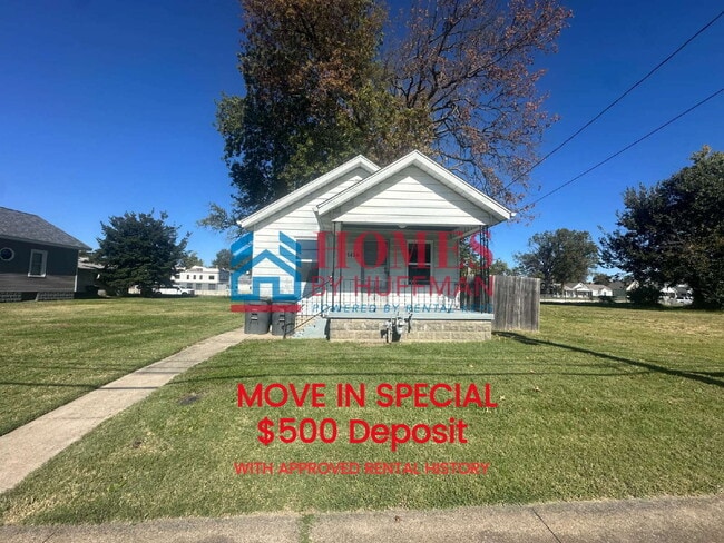 Building Photo - Two Bedroom House | Updated | Deposit Special