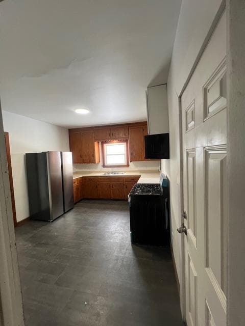 Photo - 447 E 27th St