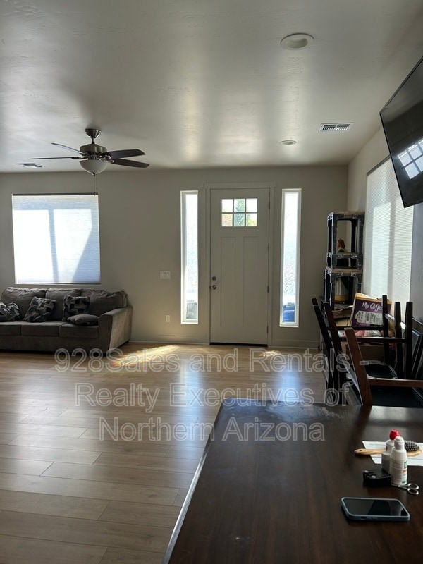 Photo - 2107 N West St