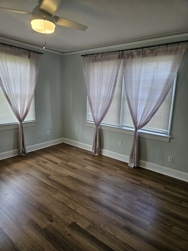 Photo - 46 W 11th St Unidad 2