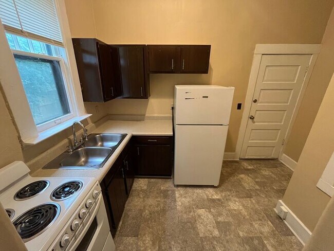 Photo - 510 Fortwood Pl Unit 2