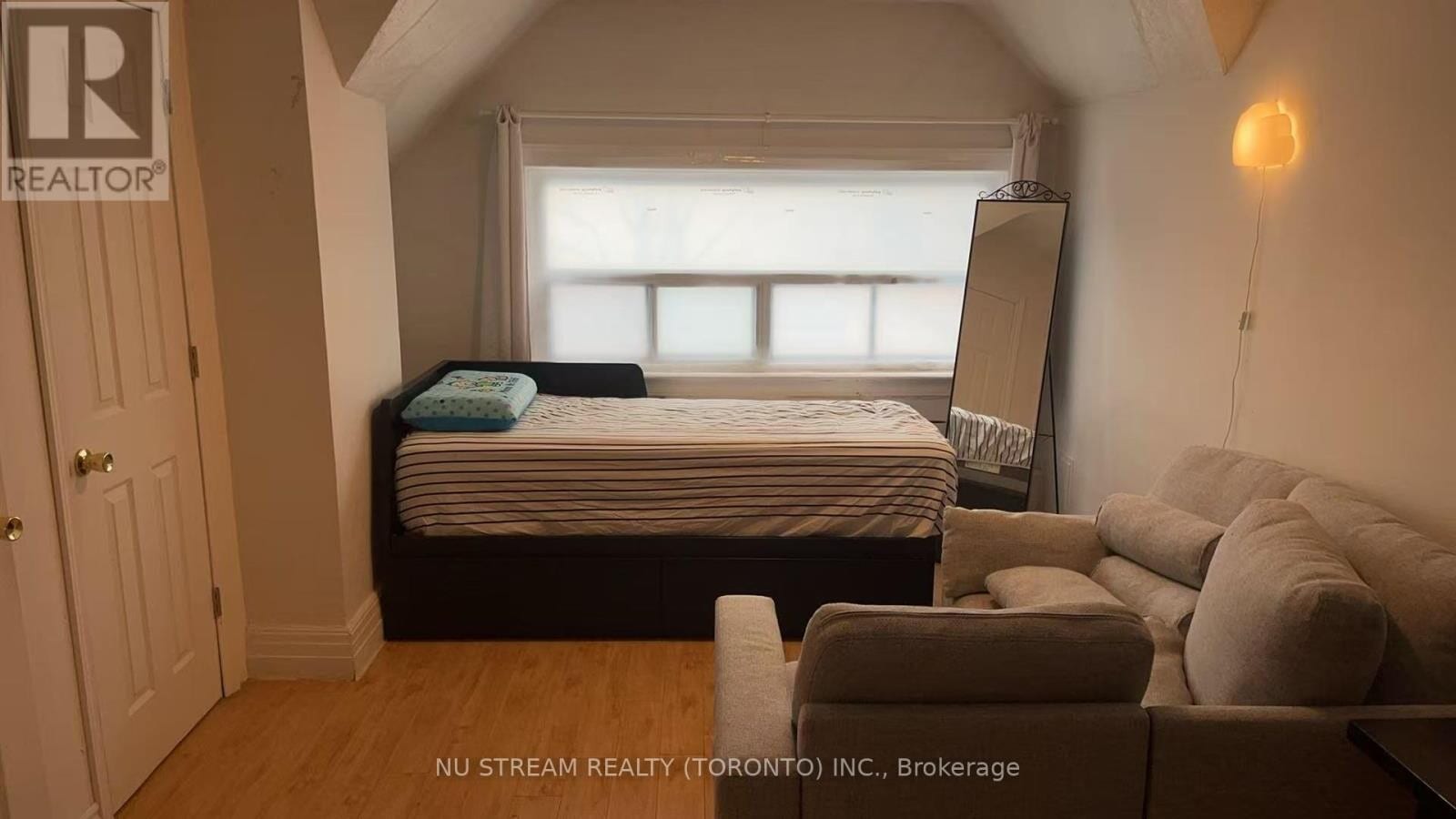 Photo - 409 Huron St Unité 301