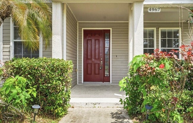 Photo - 4967 Pall Mall St W