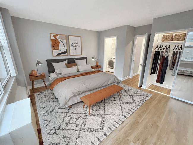 Photo - 6400 N Sheridan Rd