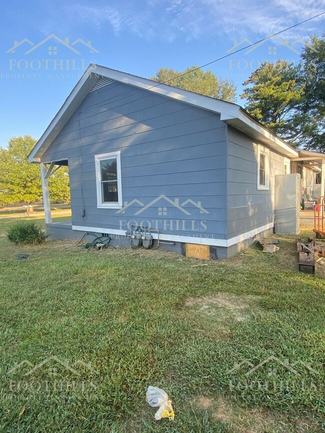 Photo - 253 S Shirley Ave