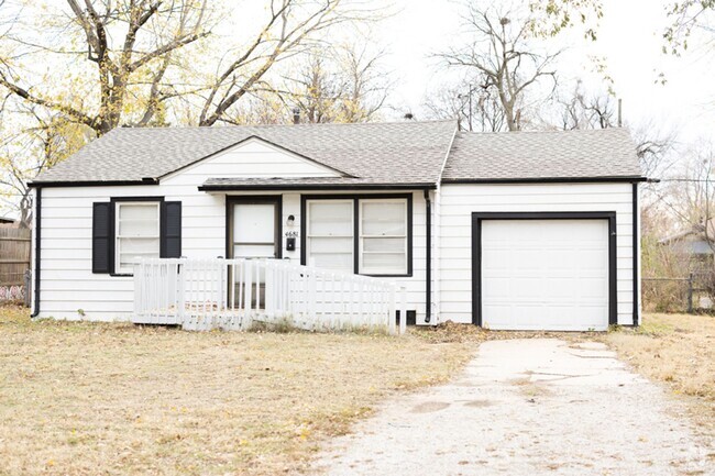 Building Photo - 4681 S Sycamore Ave Rental