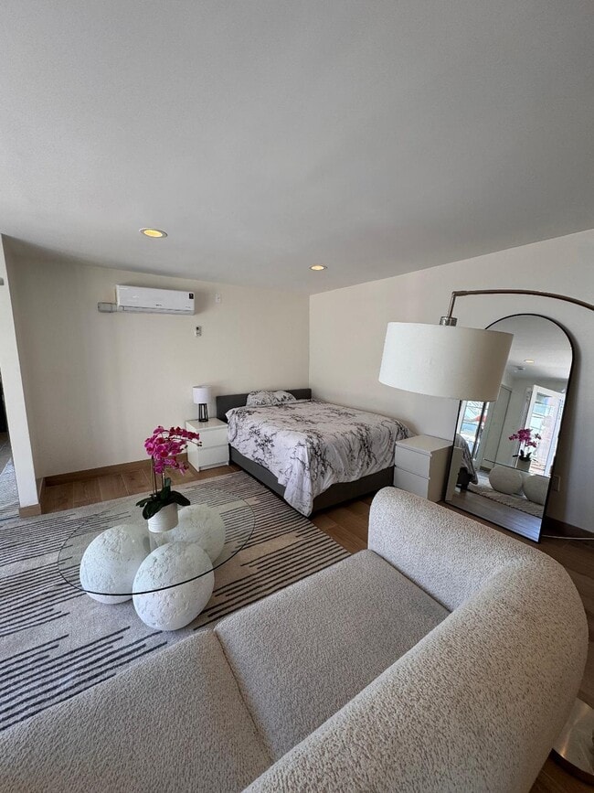 Photo - 470 S Hamel Rd