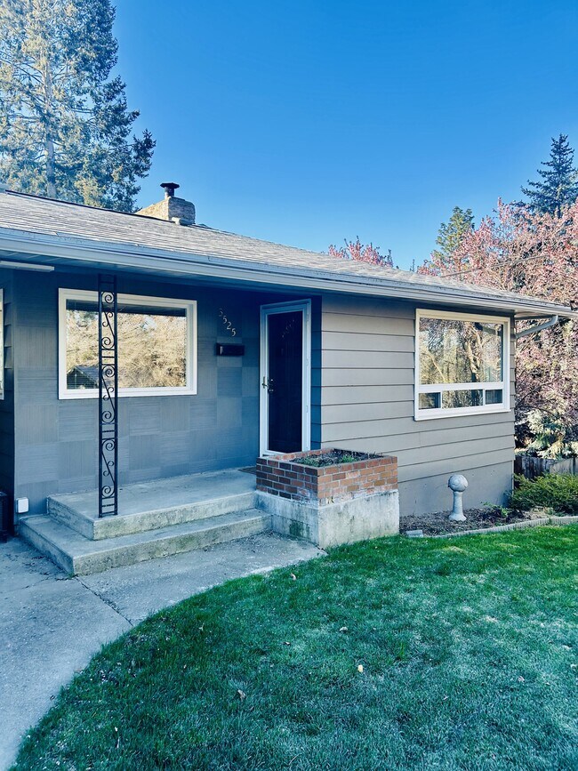 Photo - 3525 W Crown Pl