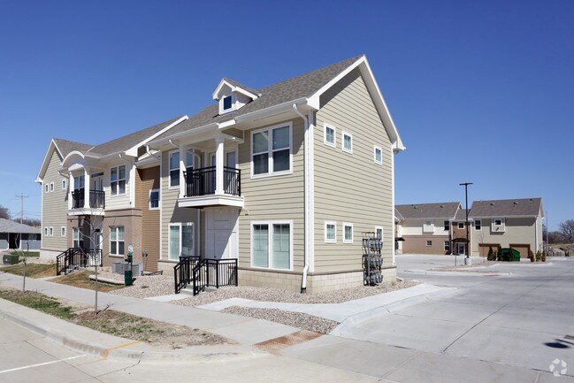 Photo - Broadmoor at River's Edge