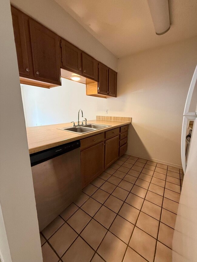 Photo - 513 Landview Dr Unidad D