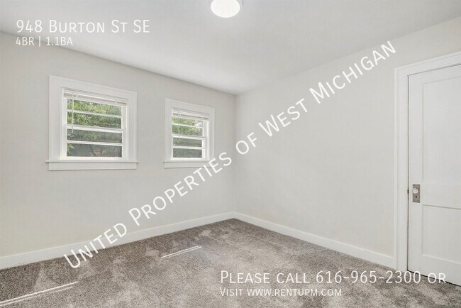 Photo - 948 Burton St SE