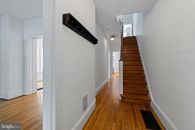 Photo - 128 W Mt Pleasant Ave