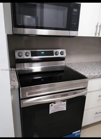 Photo - 110 Fontainebleau Blvd