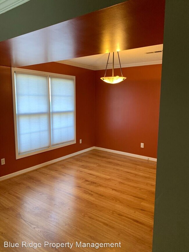 Photo - 3 br, 2.5 bath House - 149 Bentley Parc #149