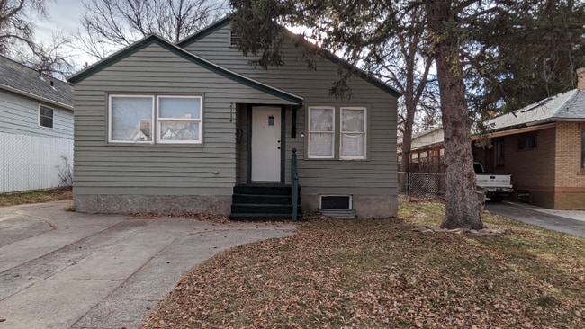 Photo - 2114 2nd Ave N House