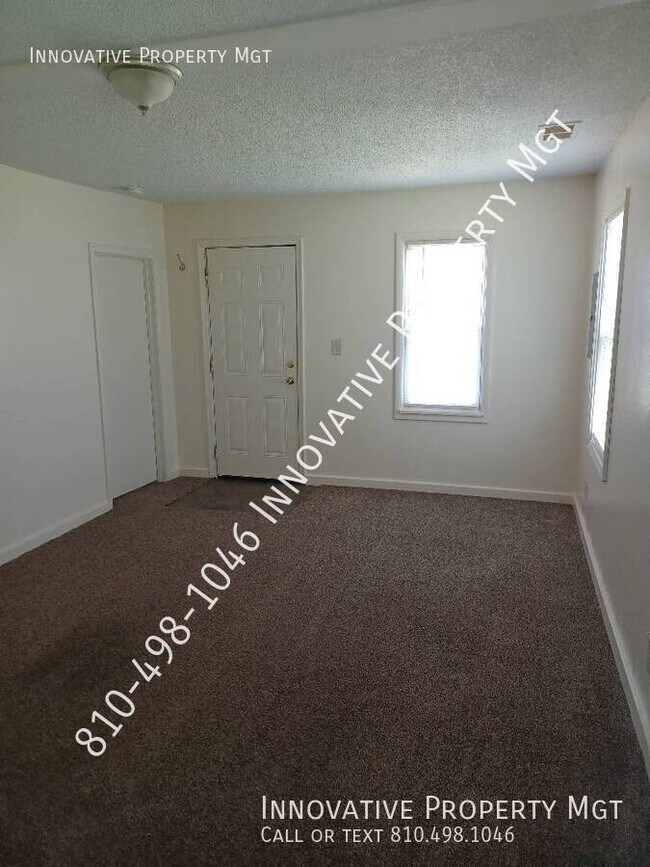 Photo - 2266 Donovon -