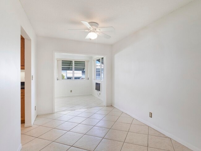 Photo - 1103 Reposo Ave