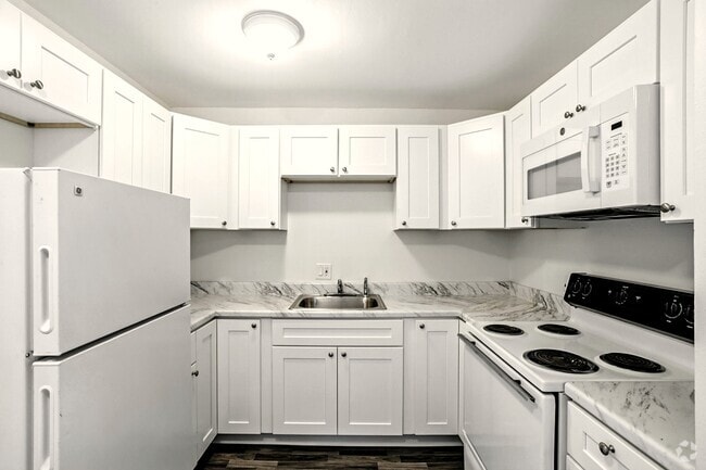 Building Photo - The Arlington Rental