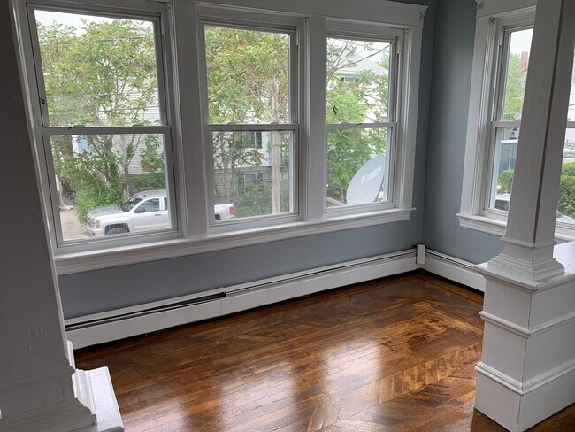 Photo - 70 Price Pl Unit 2
