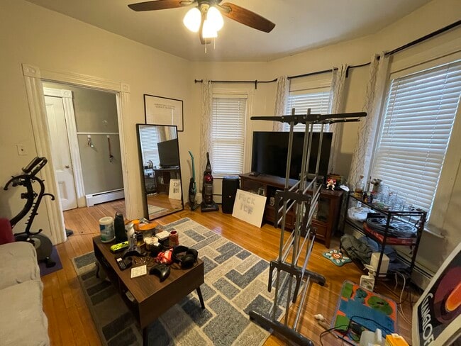 Building Photo - 377 Highland Ave Unit 1