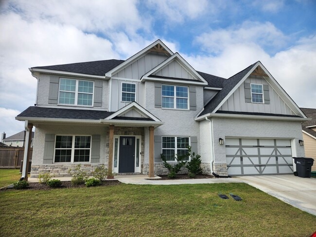 Building Photo - 311 Shoshone Cir Rental