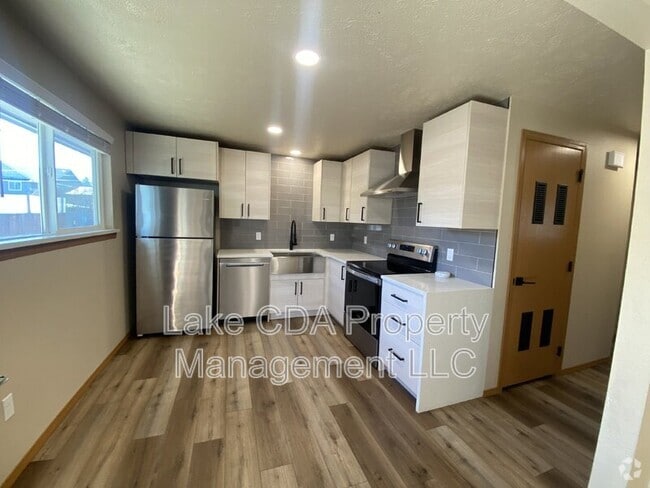 Building Photo - 1617 E 3rd Ave Unit B Rental