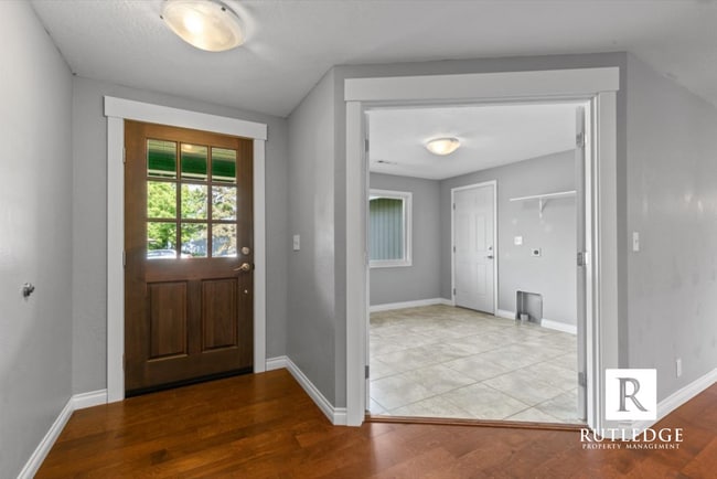 Photo - 4080 Rock Way