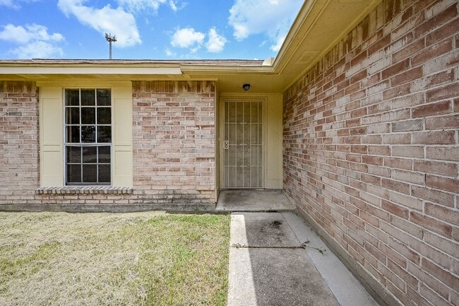 Photo - 2667 Grand Canyon Dr